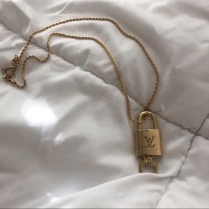 VINTAGE LOUIS VUITTON LOCK & KEY NECKLACE